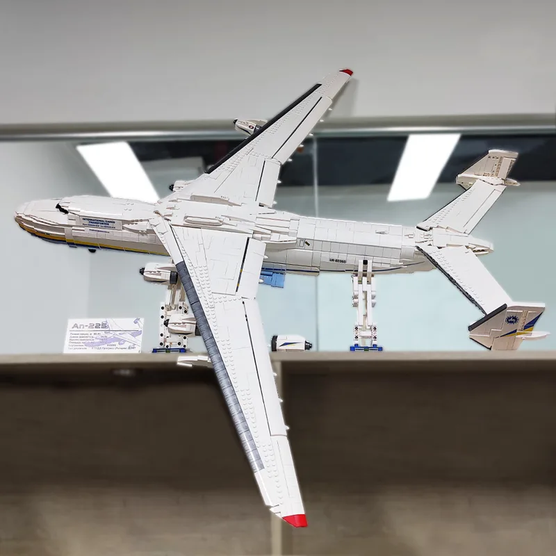 AN-225 grand avion de Transpor - Science Olympiad avis et prix